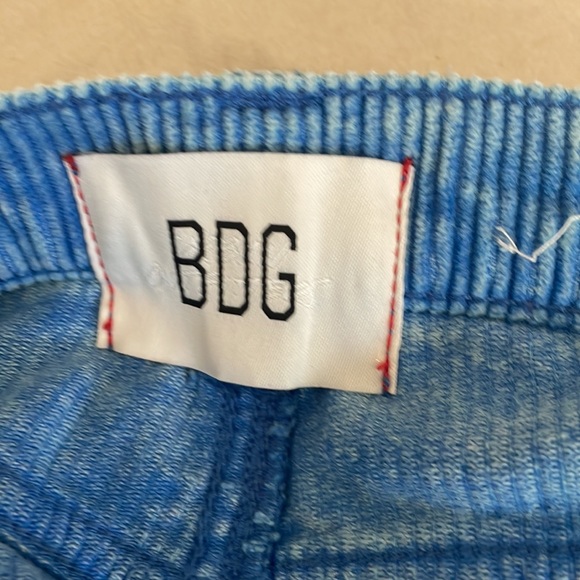 Urban Outfitters high and wide blue corduroy jeans - Picture 4 of 4